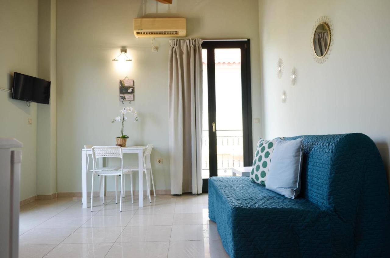 Sunny Corner Kalamata Exterior photo